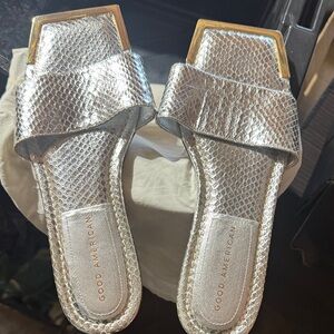 Good American Metallic Silver Heels